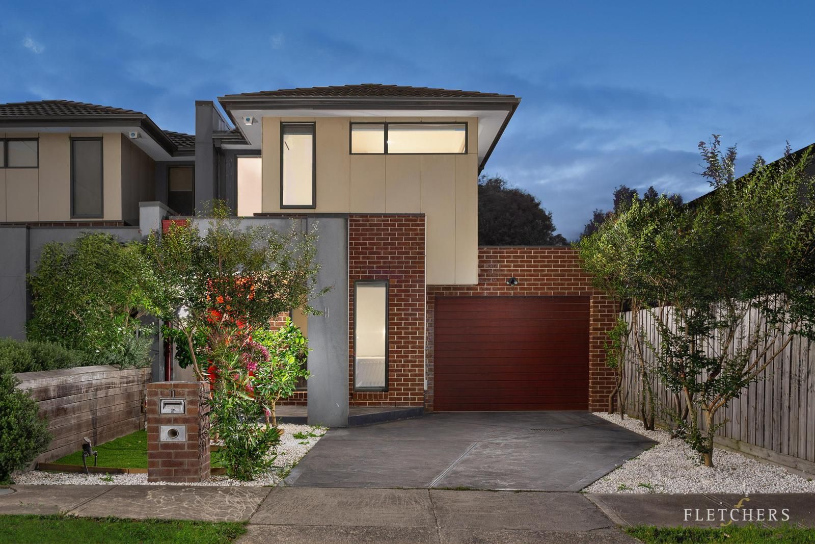 3 bedrooms Townhouse in 11 Julie Street BUNDOORA VIC, 3083