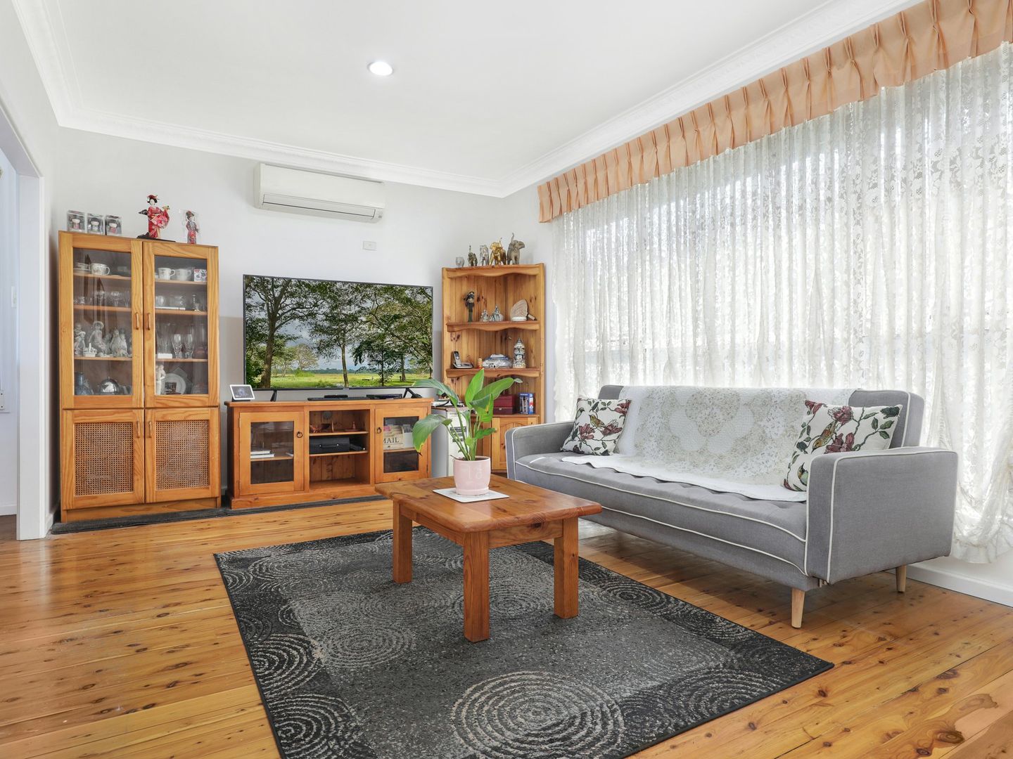 73 Heaslip Street, Coniston NSW 2500, Image 1