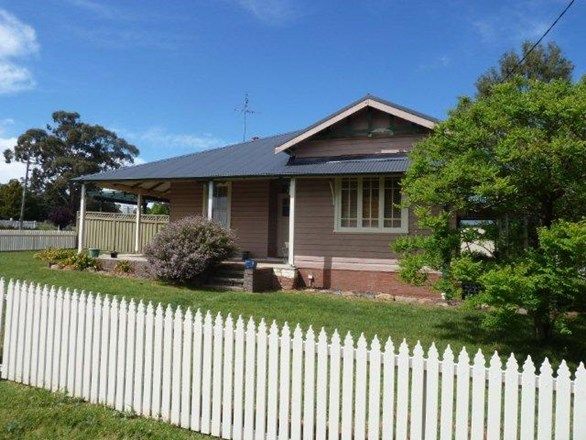 32 Pudman Street, Boorowa NSW 2586, Image 0