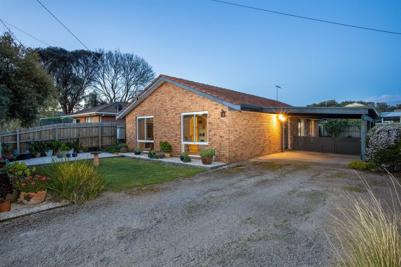 3 bedrooms House in 8 Mathis Avenue TOOTGAROOK VIC, 3941