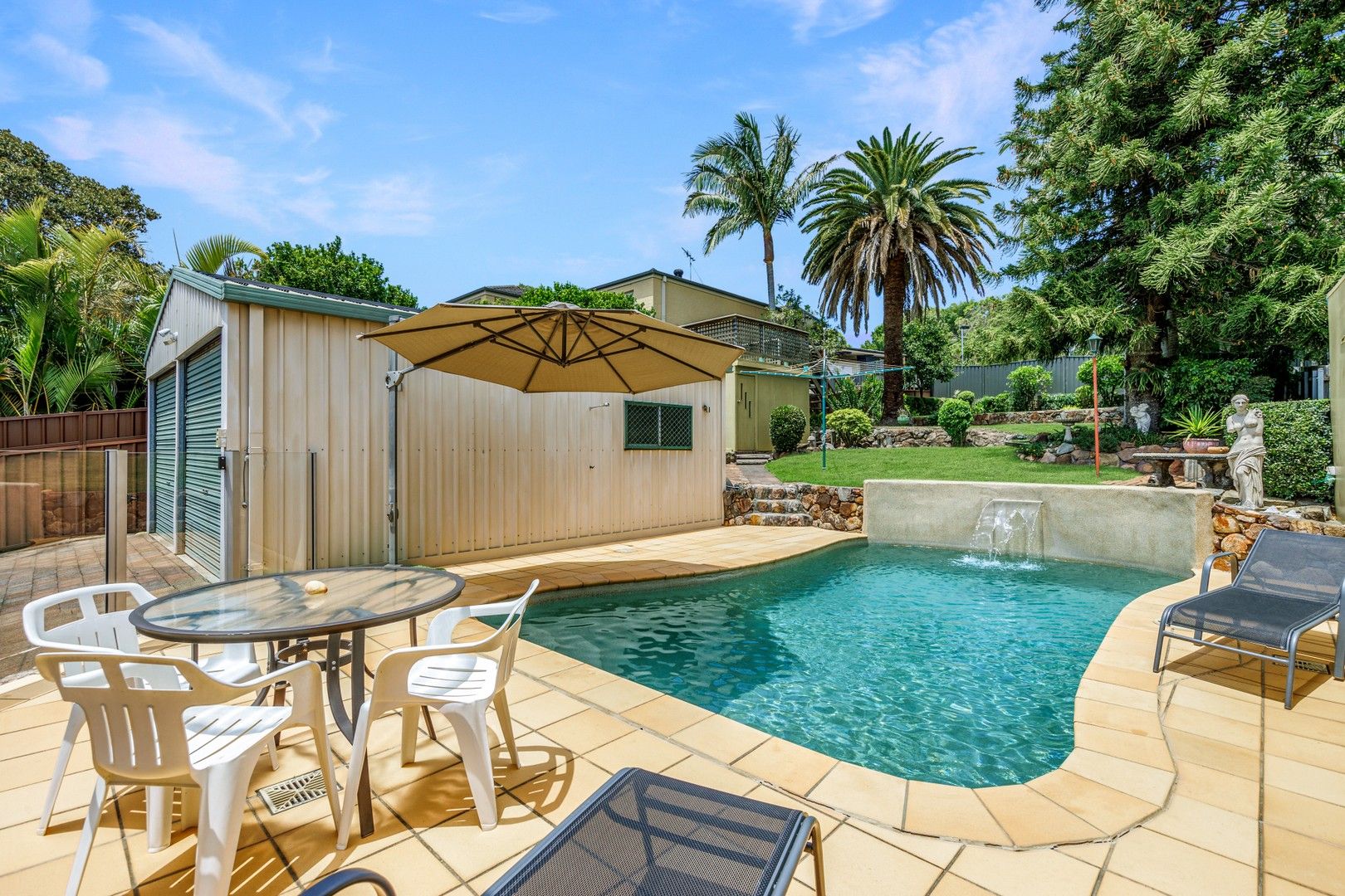 4 bedrooms House in 5 June Street MEREWETHER NSW, 2291