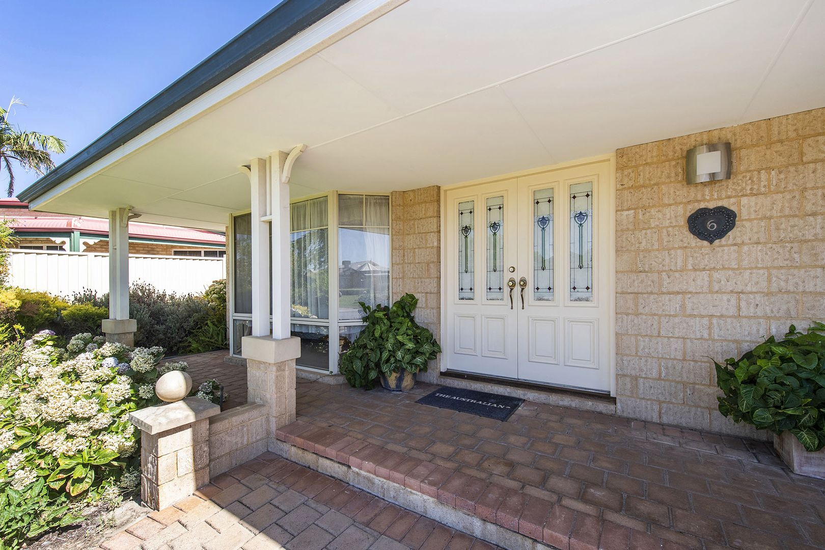 6 Hakea Court, Thornlie WA 6108 House For Rent 650 Domain