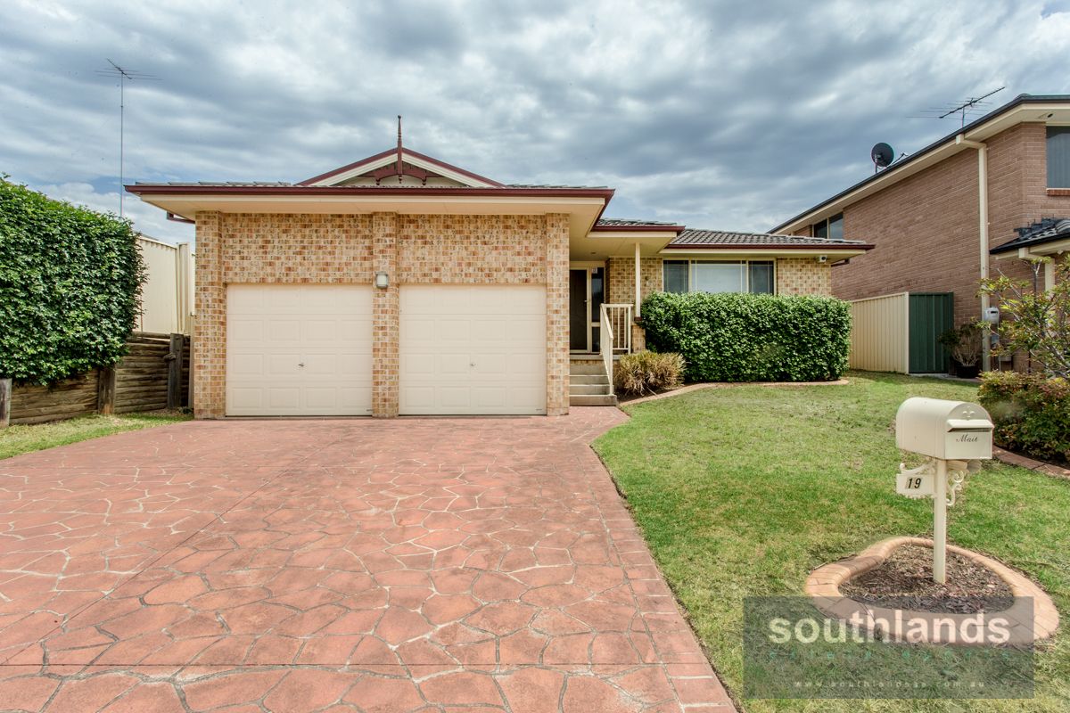 19 Tarrabundi Drive, Glenmore Park NSW 2745