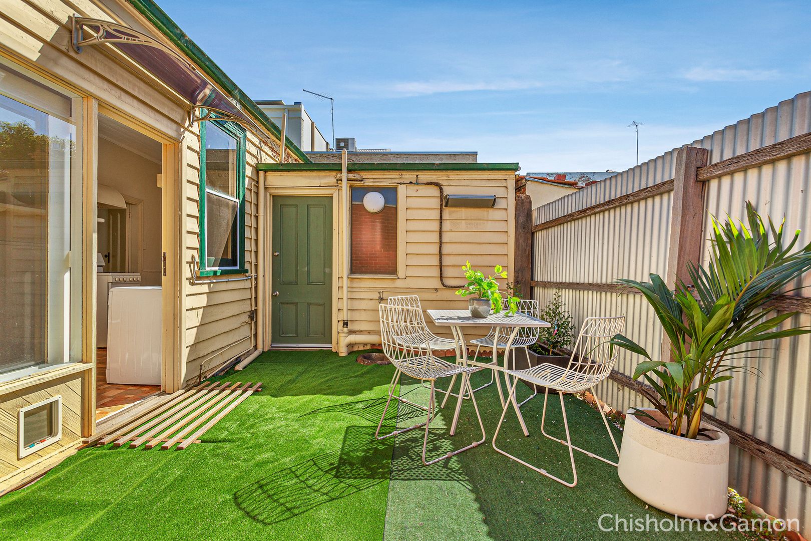 327 Princes Street, Port Melbourne VIC 3207, Image 2