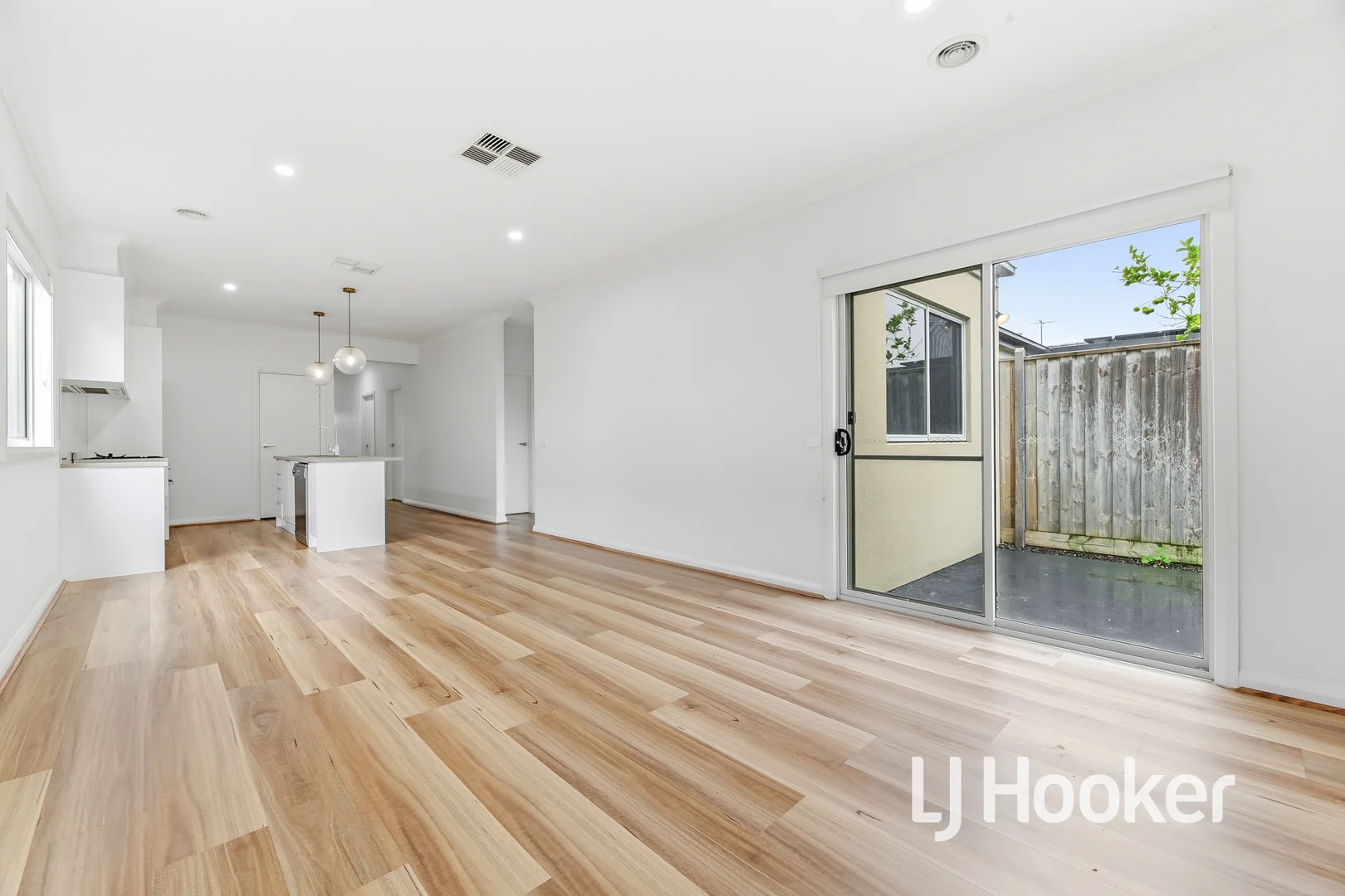 Additional image 6 of 10 Diplomat Crescent, Cranbourne South VIC 3977