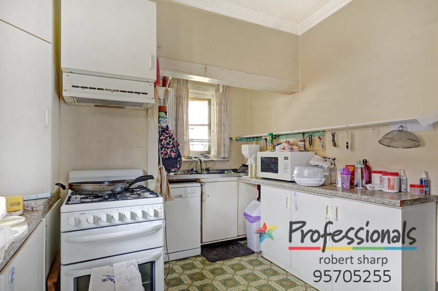 7 Albion Street, Roselands NSW 2196, Image 2