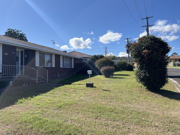 3 bedrooms House in 4 Milburn Road TAMWORTH NSW, 2340