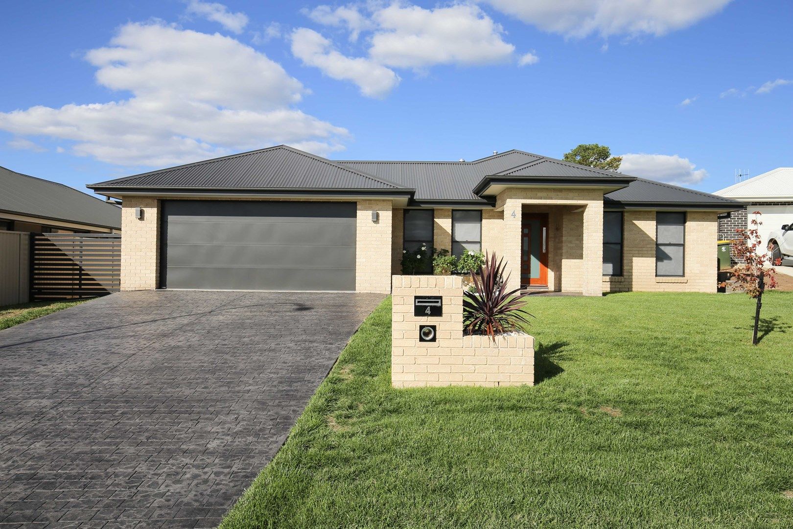 4 Byrne Close, Kelso NSW 2795