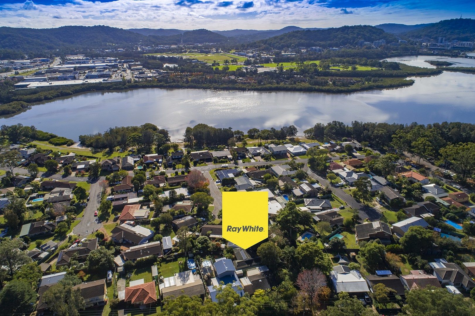 210A Brisbane Water Drive, Point Clare NSW 2250 - House For Rent | Domain