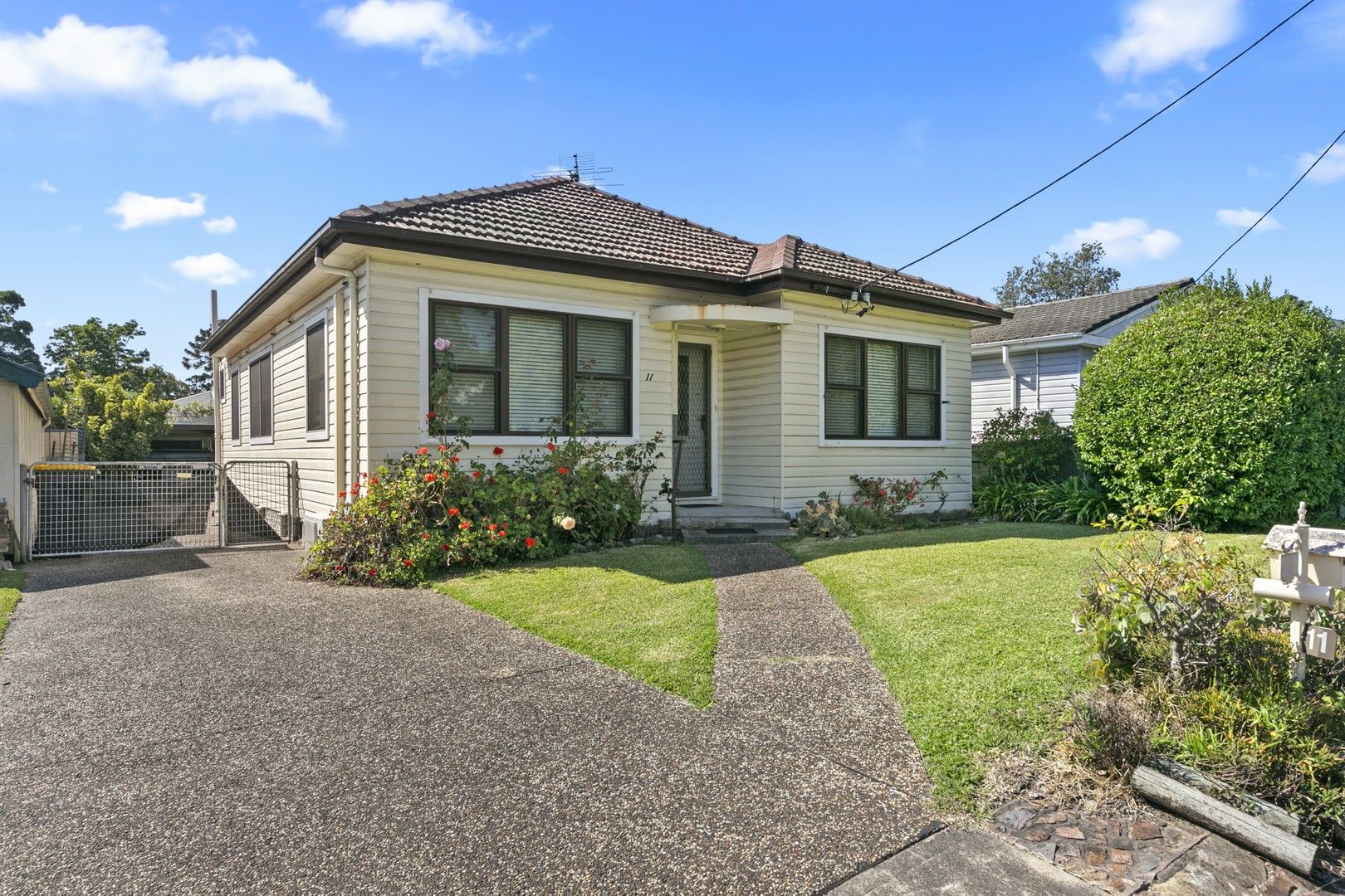 11 Lake Road, Wallsend NSW 2287, Image 0