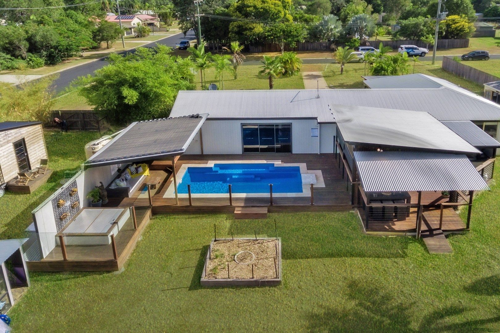 1 PHARLAP COURT, Ningi QLD 4511, Image 0