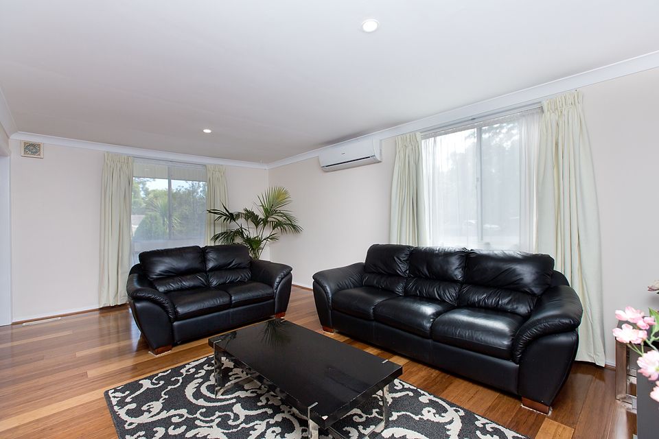 9 Maraar Place, Giralang ACT 2617, Image 2