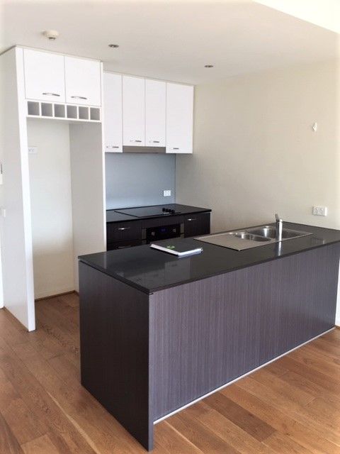 423 109 Manningham Street Parkville Vic 3052 Apartment For Rent 375 Domain
