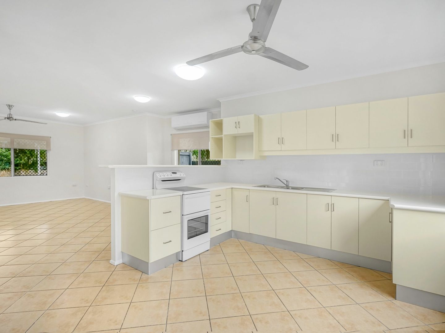 11 Argyle Close, Edge Hill QLD 4870, Image 1