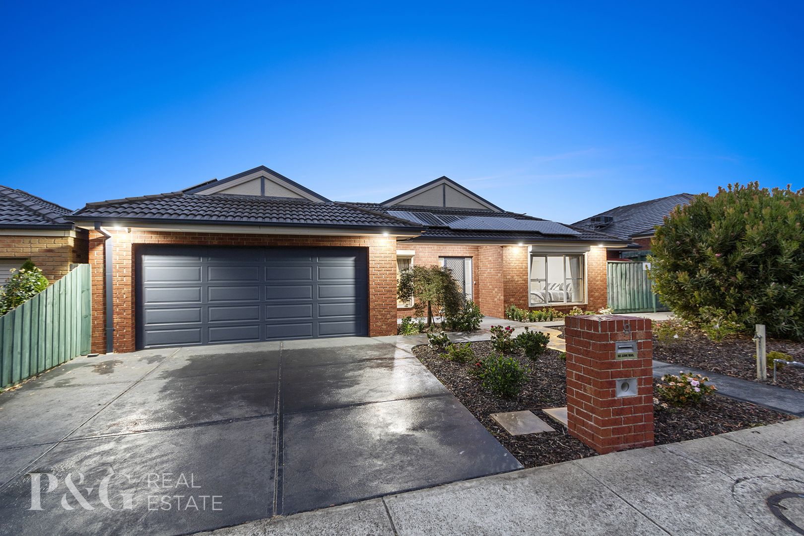 9 Cathedral Court, Lynbrook VIC 3975, Image 2