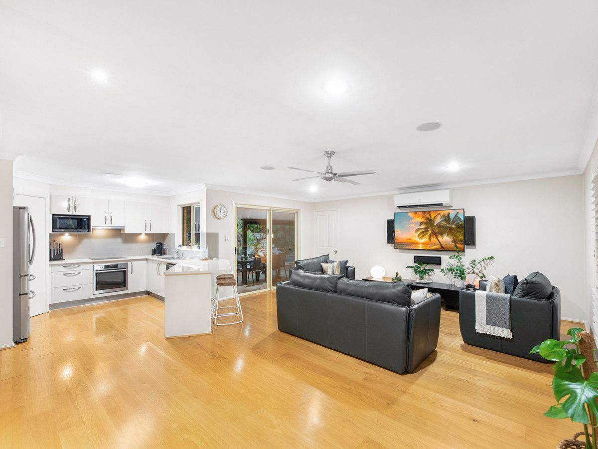 95 McPherson Road, Sinnamon Park QLD 4073, Image 2