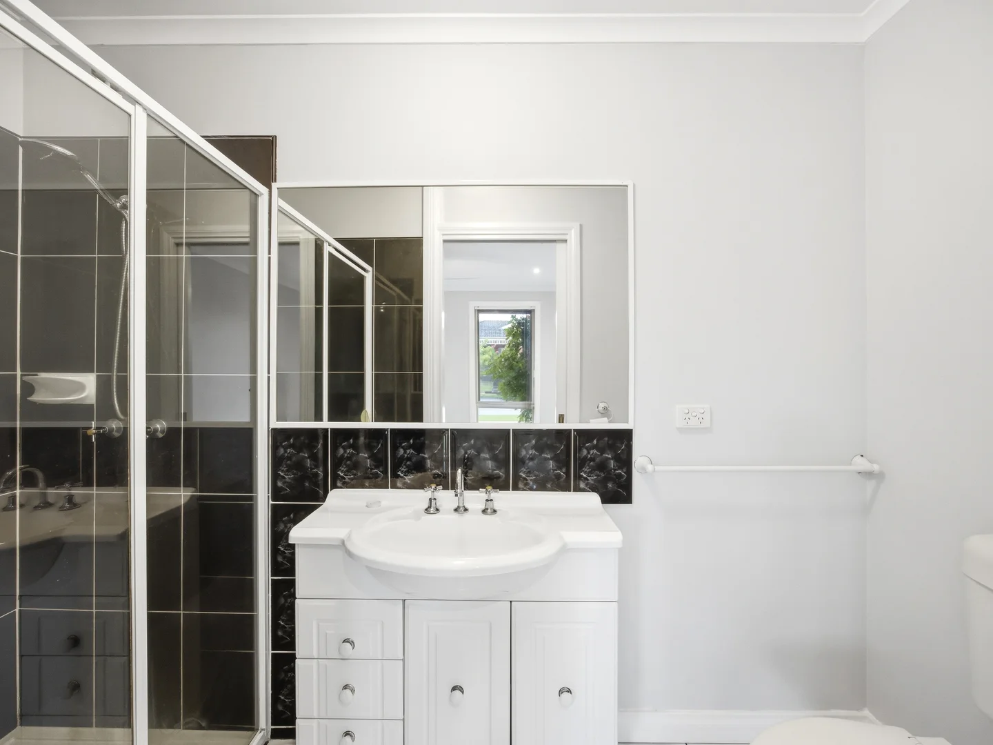 Additional image 7 of 4 Gladstone Street, Lilydale VIC 3140