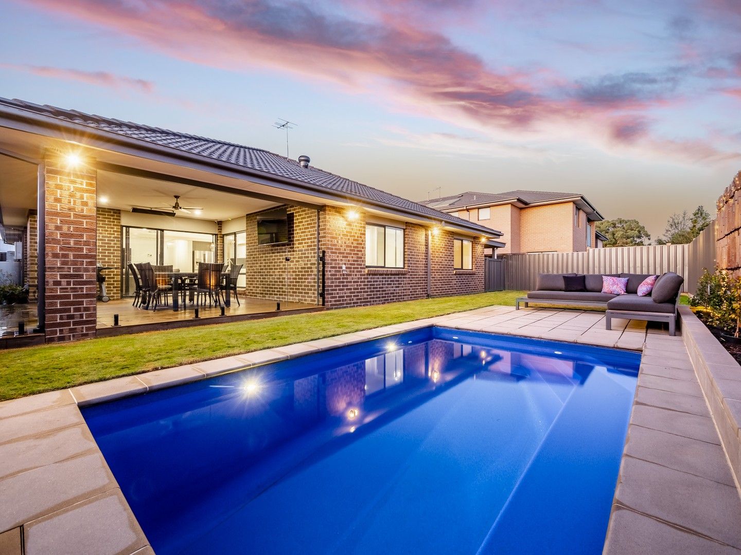 4 bedrooms House in 13 Homevale Drive BOTANIC RIDGE VIC, 3977