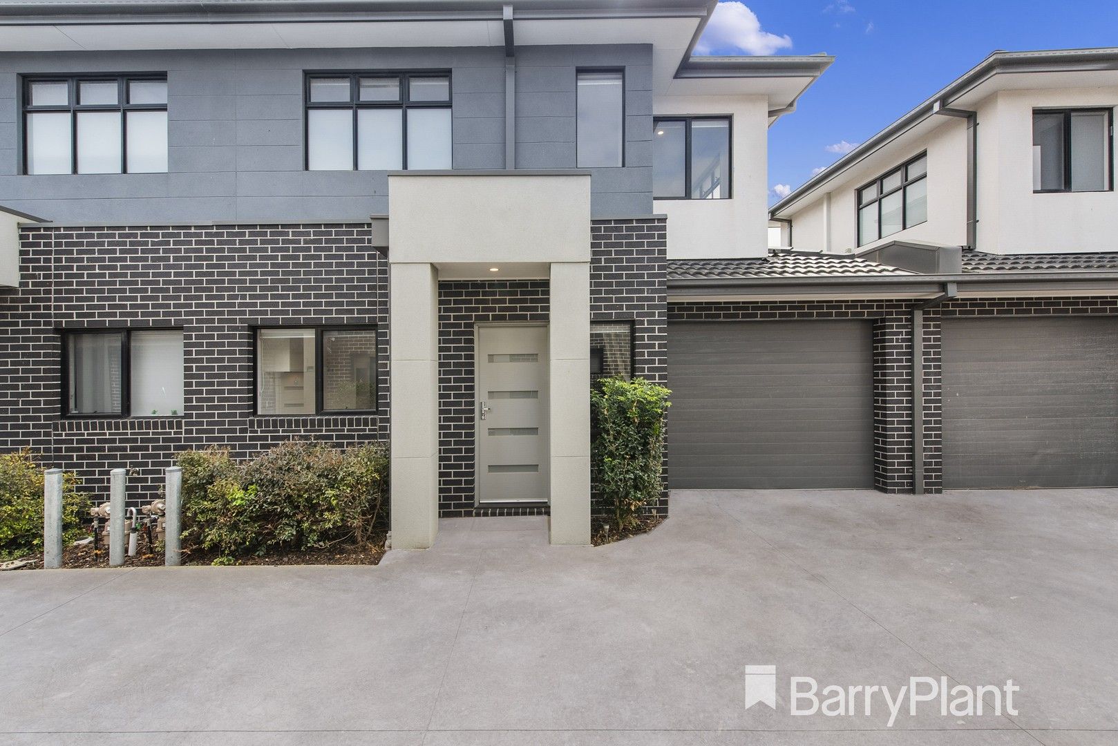 2 bedrooms Townhouse in 8/37 Latham Street WERRIBEE VIC, 3030