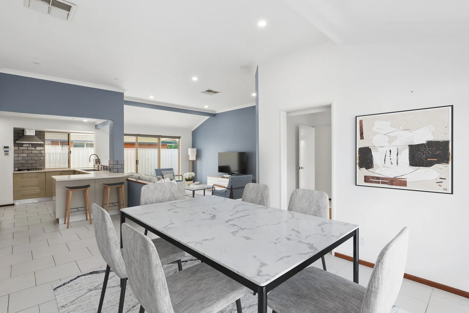 Additional image 3 of 16 Waterside Crescent, Gwelup WA 6018