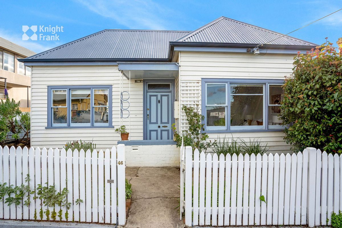 3 bedrooms House in 46 Bay Road NEW TOWN TAS, 7008