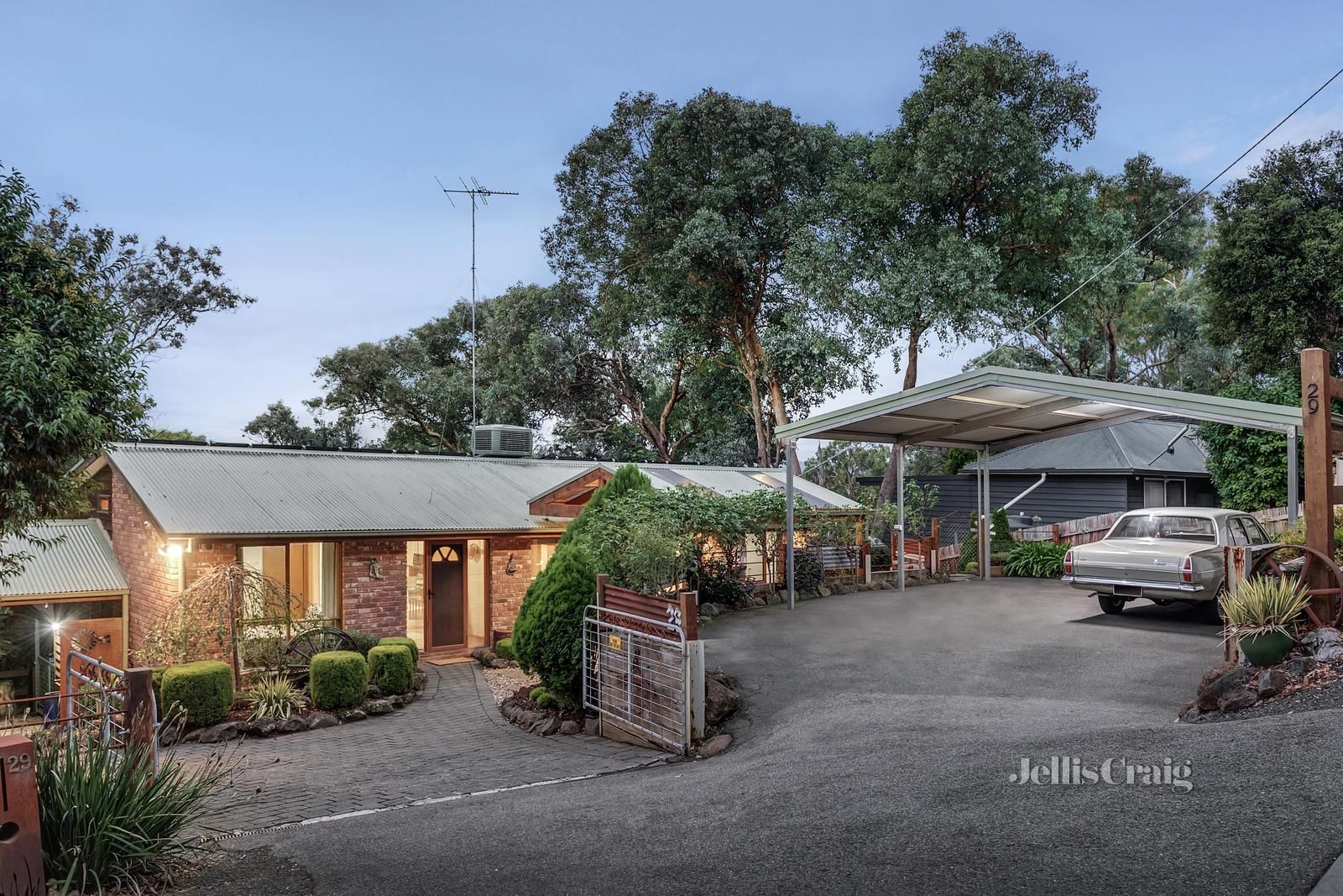 29 Taylor Road, Hurstbridge VIC 3099, Image 1