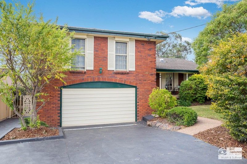 164 Caroline Chisholm Drive, Winston Hills Property History & Address