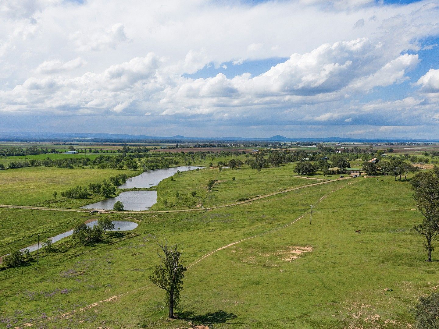 4 bedrooms Rural in 24 Brightview Road REGENCY DOWNS QLD, 4341