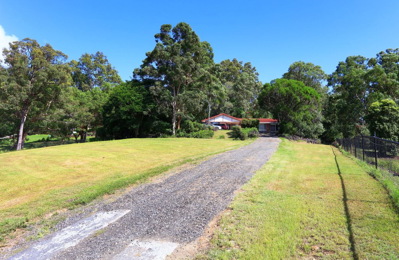 25 Uplands Court, Tallai QLD 4213, Image 1