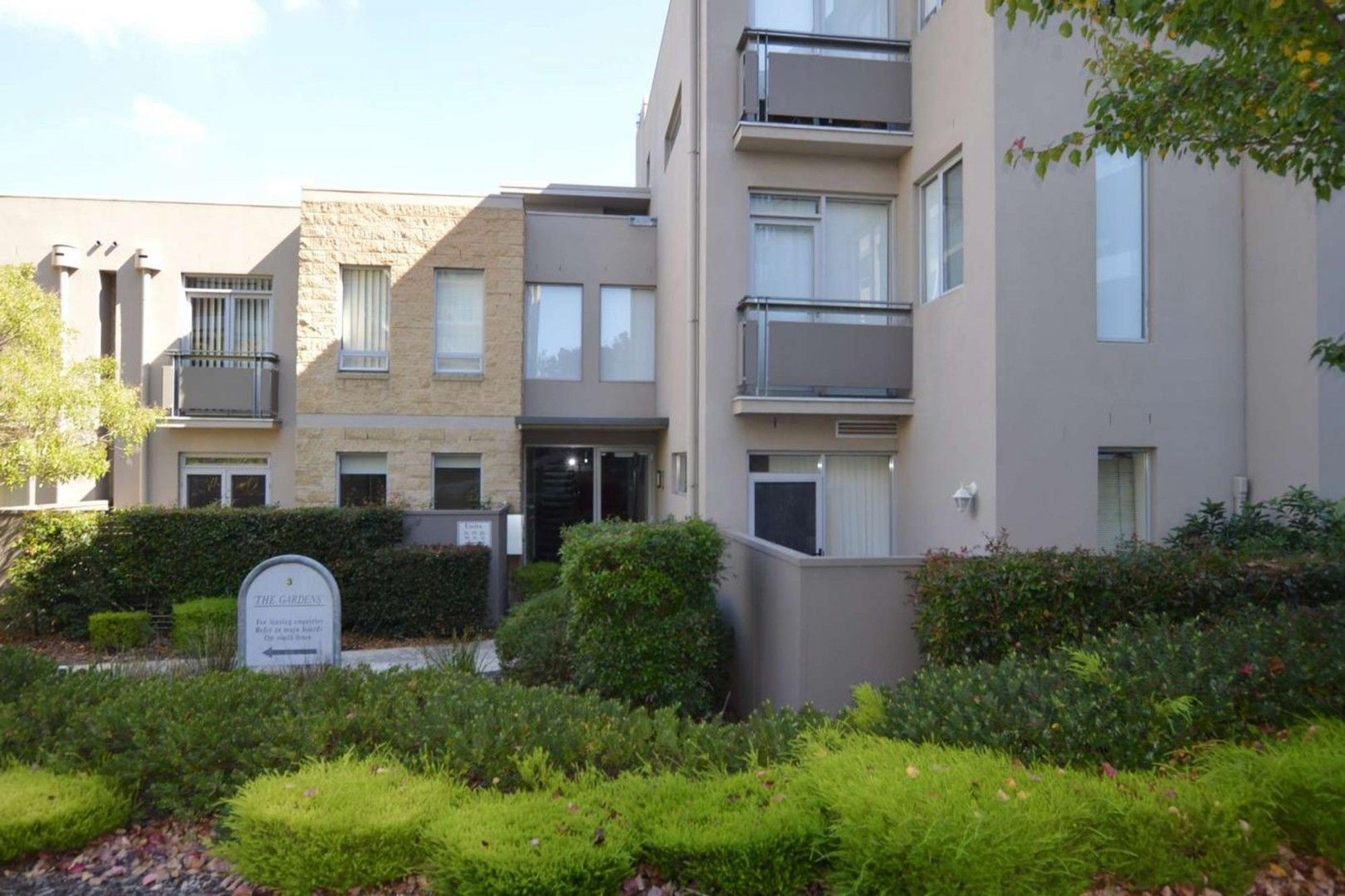 3 bedrooms Apartment / Unit / Flat in 20/3 Sovereign Point Court DONCASTER VIC, 3108