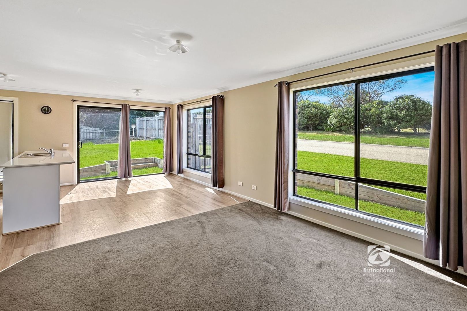 76 Capes Road, Lakes Entrance VIC 3909, Image 2