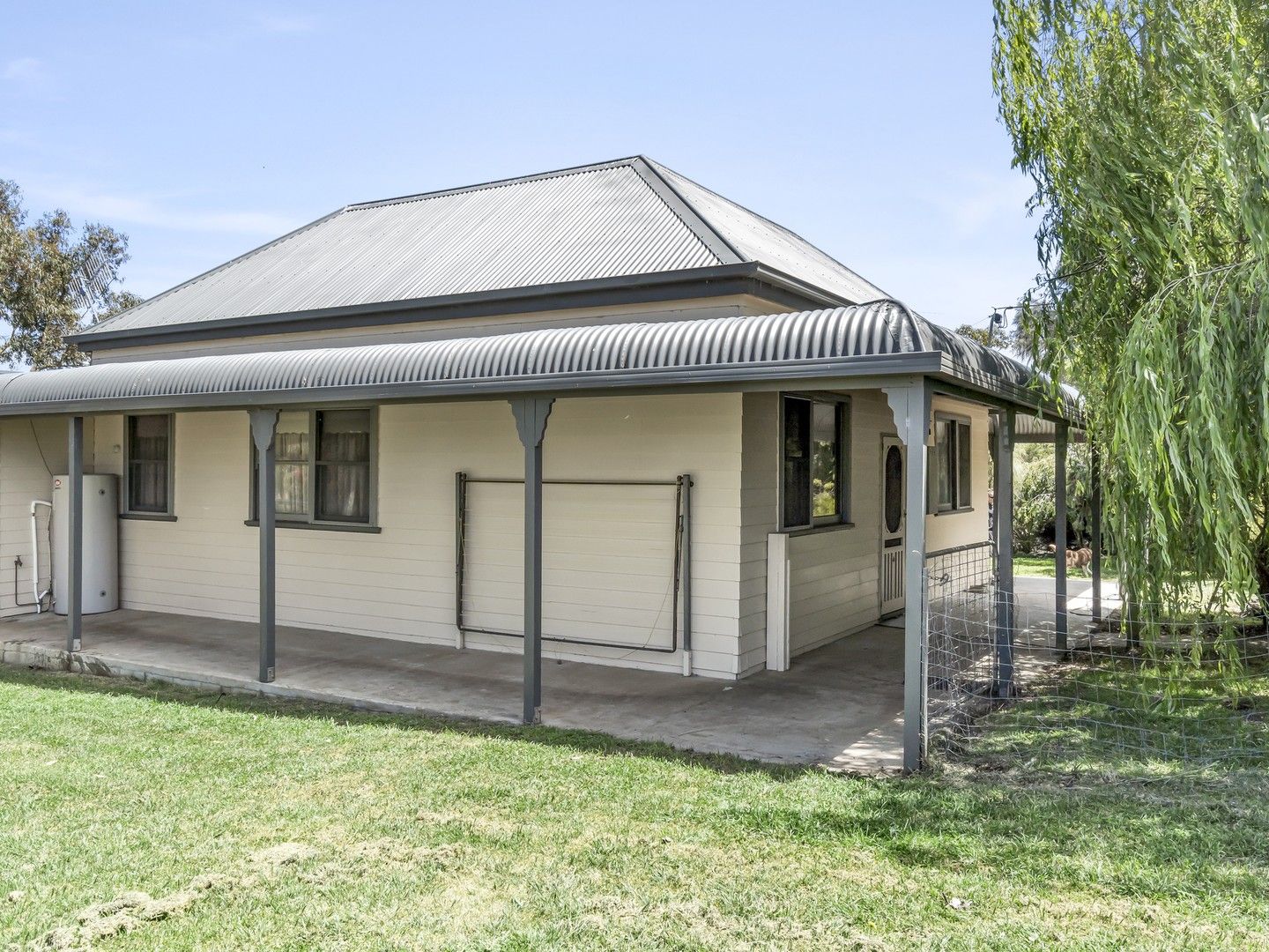 205 Lineens Road, Corunnun VIC 3249, Image 2