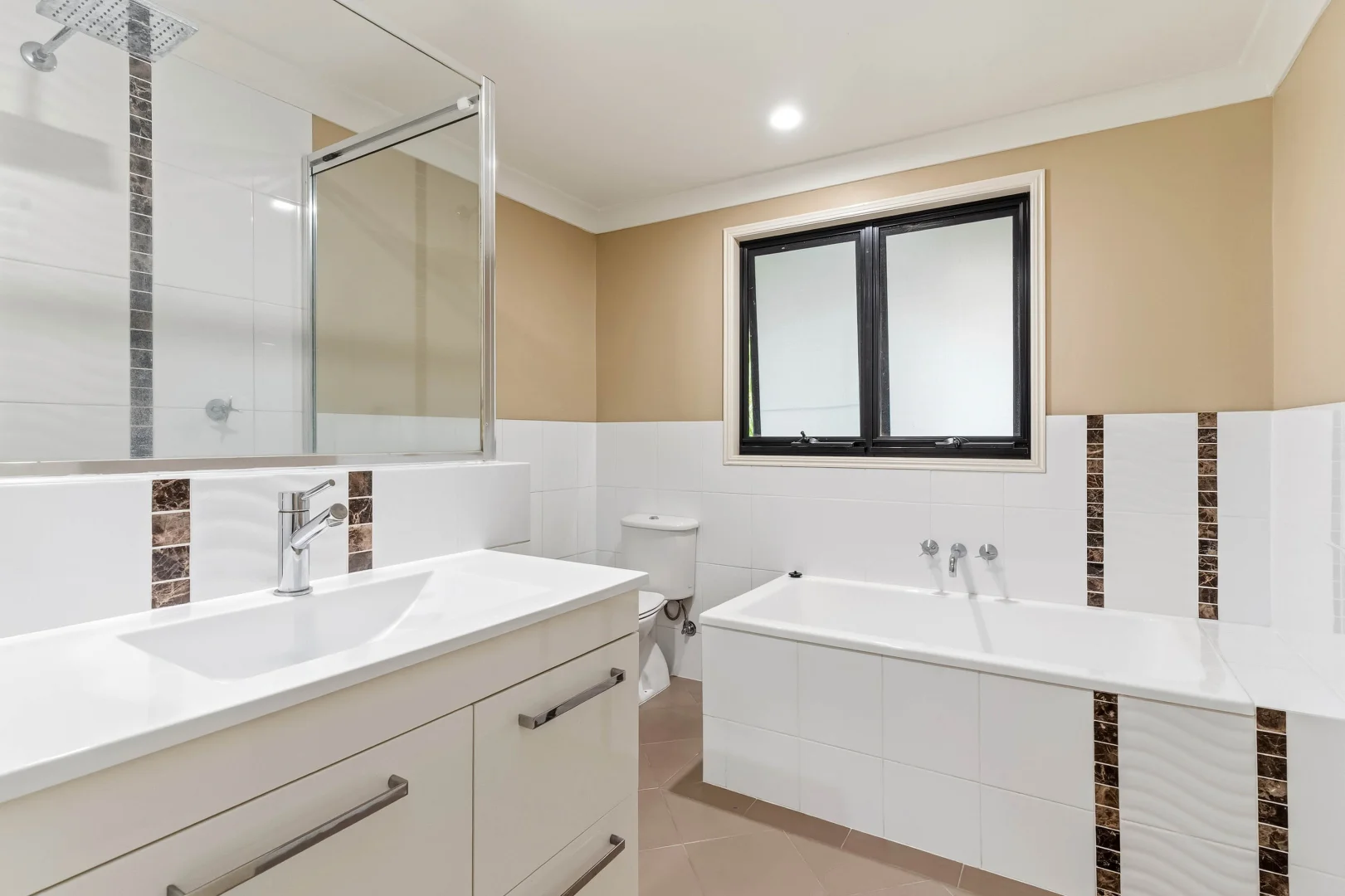 Additional image 13 of 31 Agnes Street, The Range QLD 4700