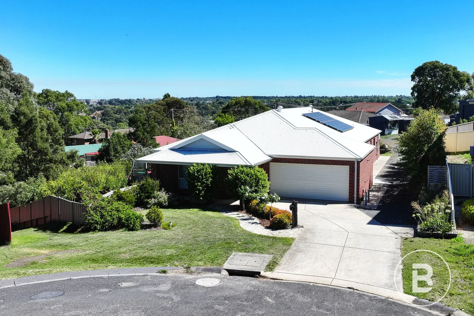 9 Manna Gum Heights, Mount Pleasant VIC 3350