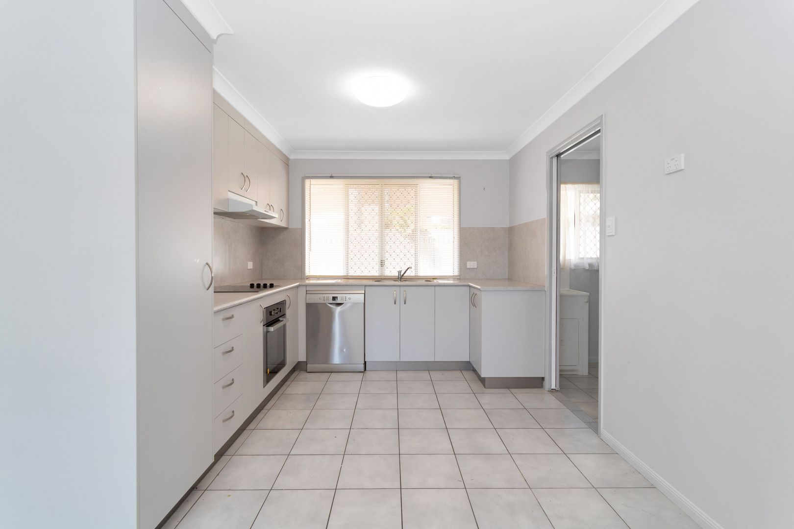 1/1 Shelley Court, Andergrove QLD 4740, Image 2