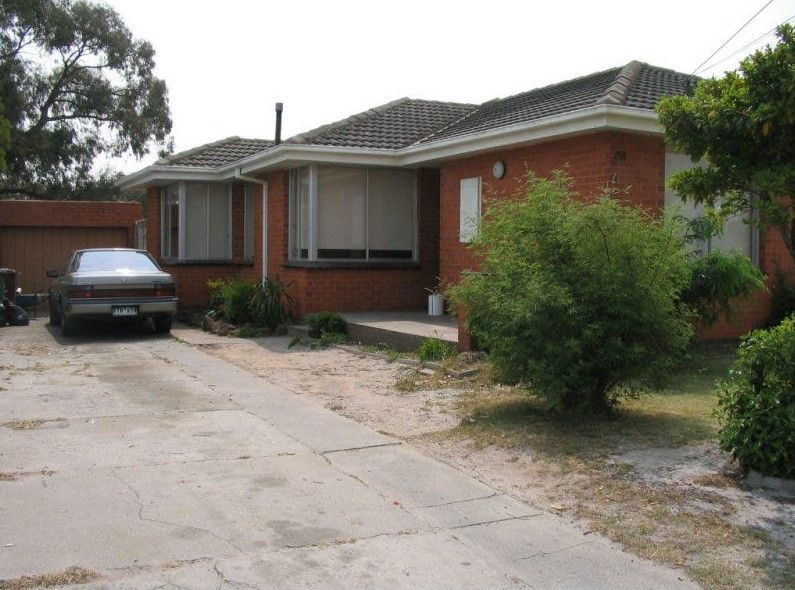3 bedrooms House in 158 Bloomfield Road KEYSBOROUGH VIC, 3173