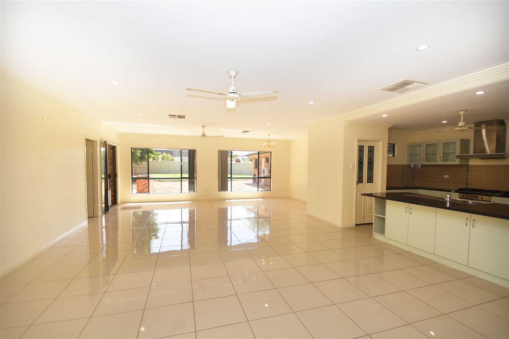 2/7 Irlpme Court, Larapinta NT 0875, Image 1