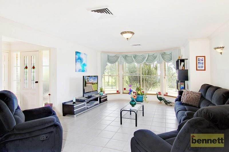 35 Thornbill Way, YARRAMUNDI NSW 2753, Image 2