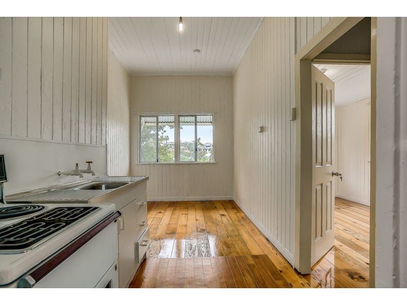 3 bedrooms Apartment / Unit / Flat in 2/31 Dorchester Street SOUTH BRISBANE QLD, 4101