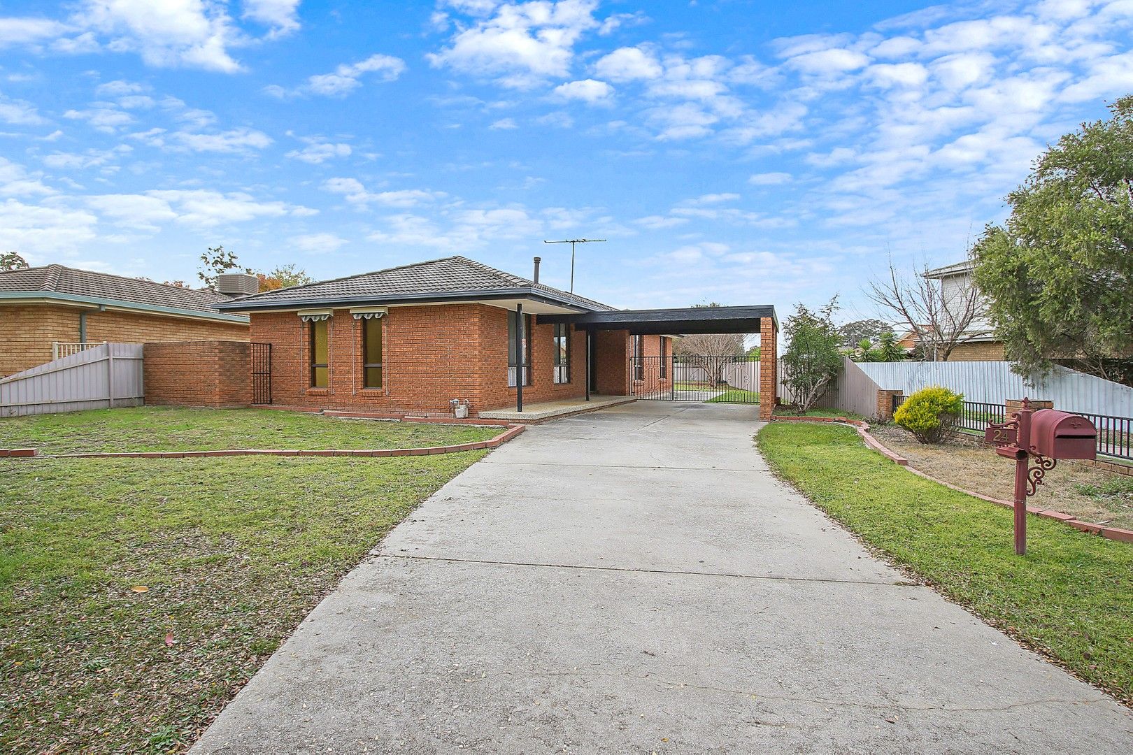 24 Villawood Court, Lavington NSW 2641, Image 0