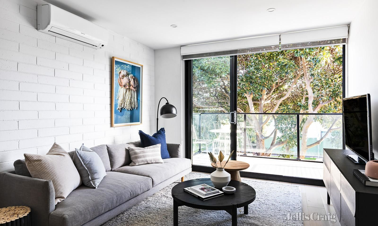 2 bedrooms Apartment / Unit / Flat in 5/37 Collins Street THORNBURY VIC, 3071