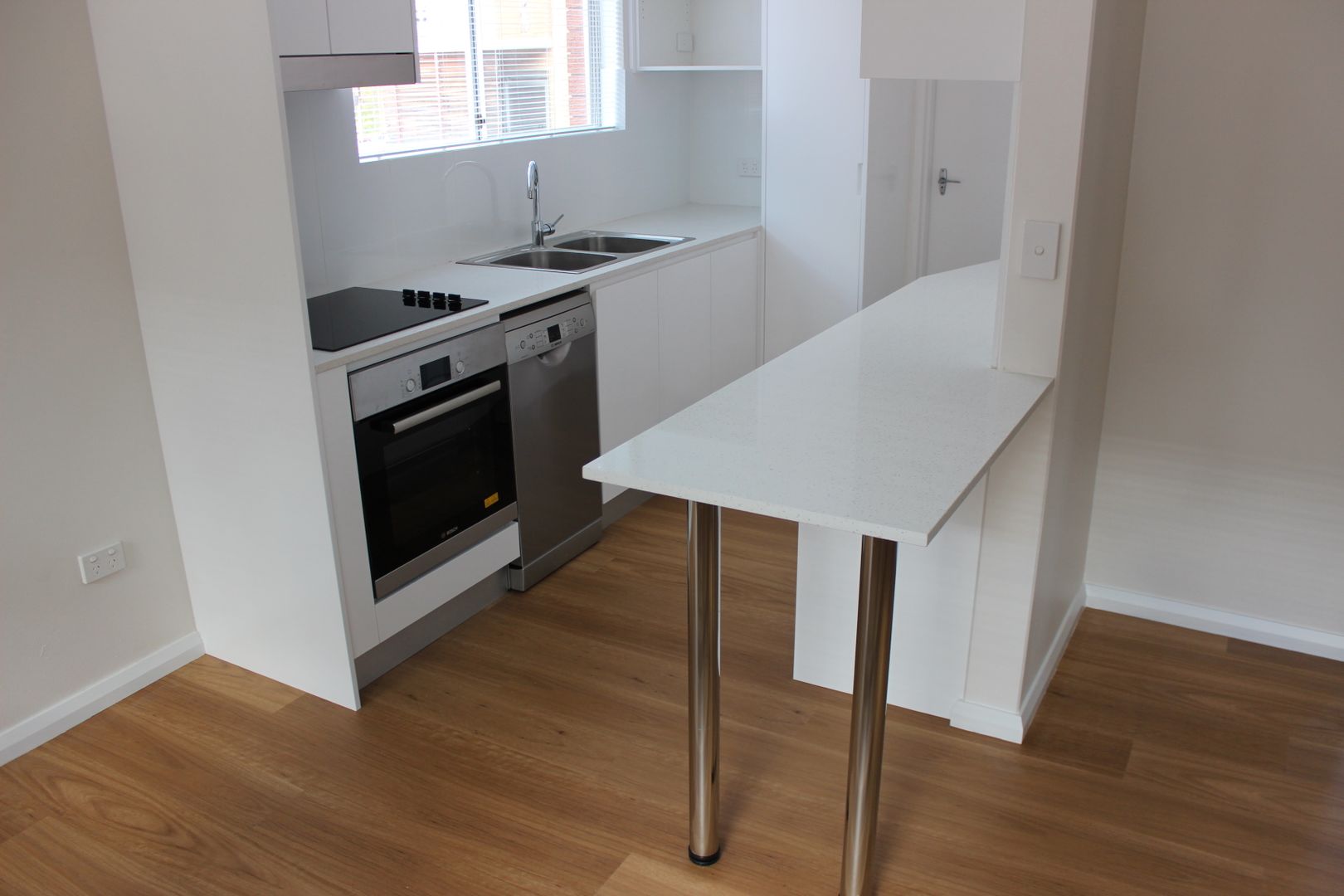 4 60 Kurnell Road Cronulla Nsw 2230 Apartment For Rent 460 Domain