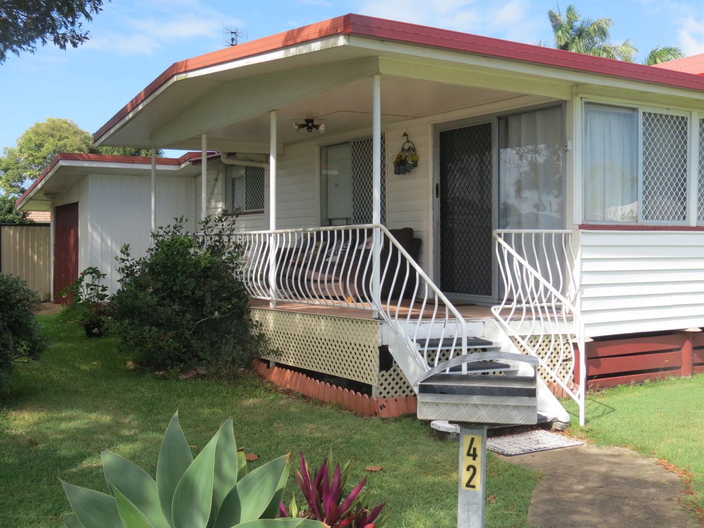 42 Hythe Street, Pialba QLD 4655, Image 2