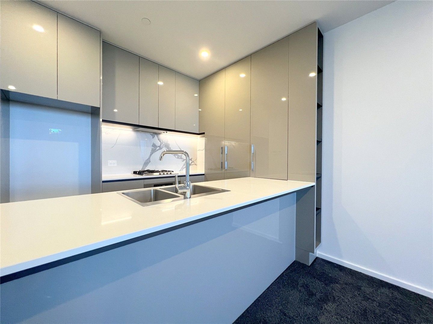 3 bedrooms Apartment / Unit / Flat in 4401/81 City Road SOUTHBANK VIC, 3006
