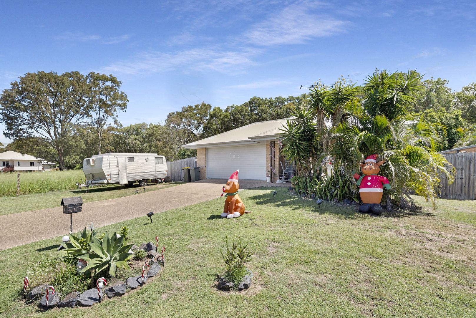 1 Tulip Court, Moore Park Beach QLD 4670, Image 2