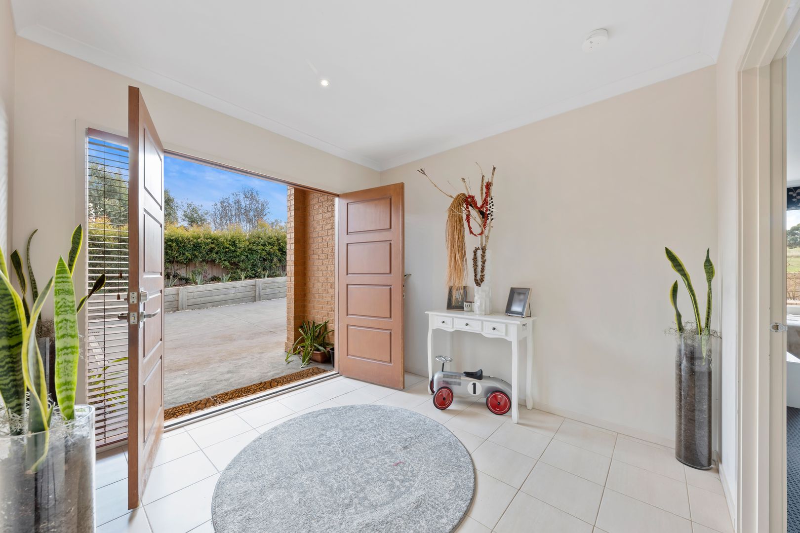 8 ST ANDREWS CLOSE, Hidden Valley VIC 3756, Image 1