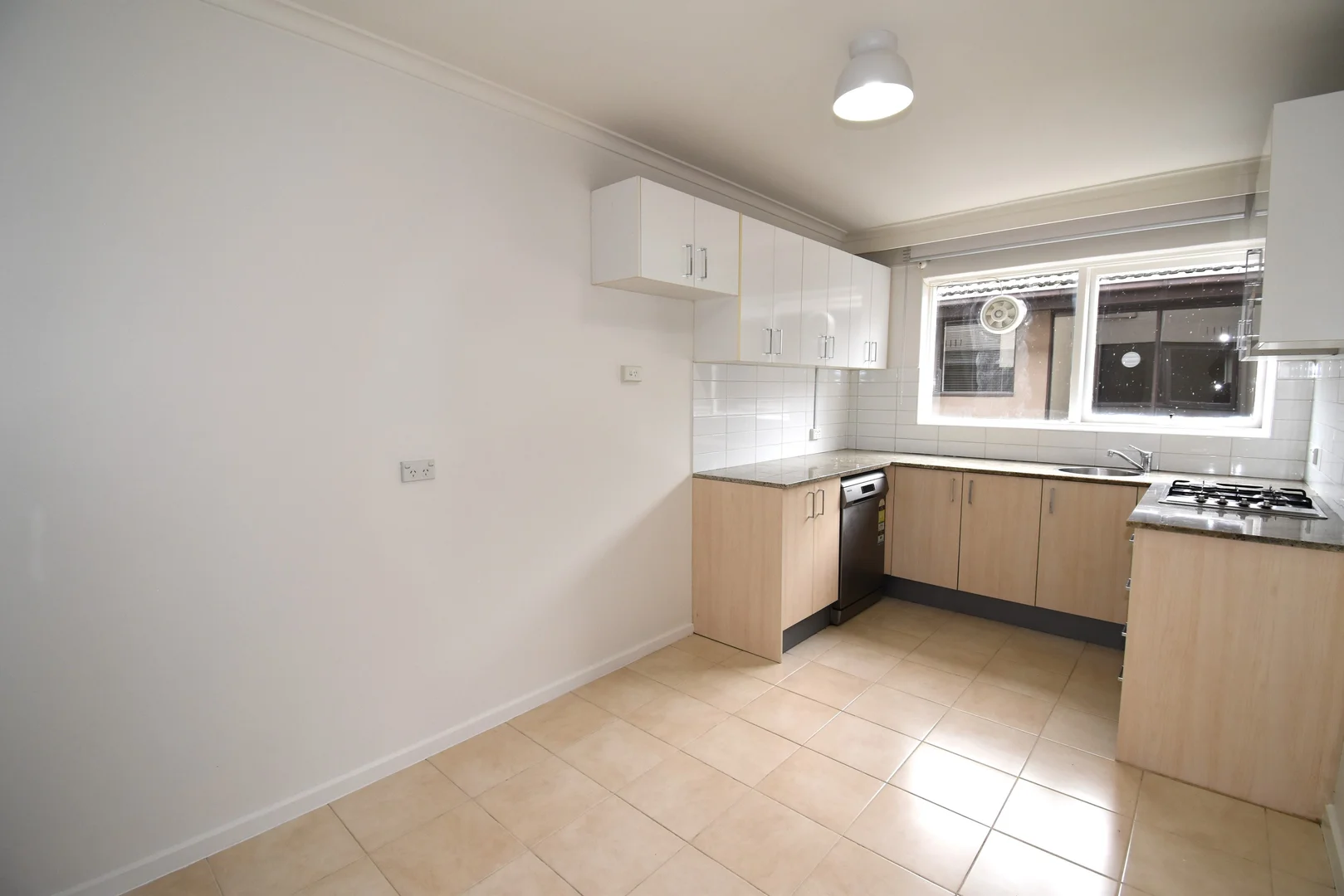 Additional image 2 of 2/174 Murrumbeena Road, Murrumbeena VIC 3163