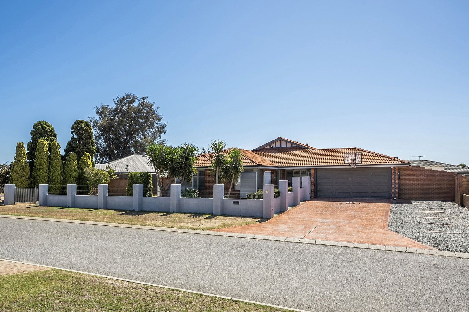 4 St Georges Court, Connolly WA 6027, Image 0