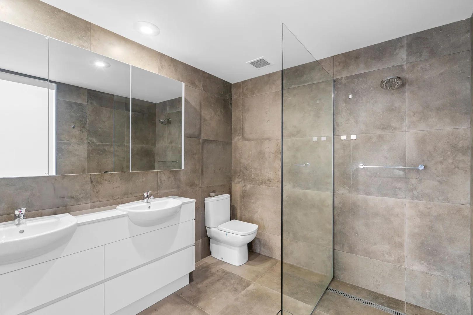 Additional image 6 of 5073 Saint Andrews Terrace, Sanctuary Cove QLD 4212