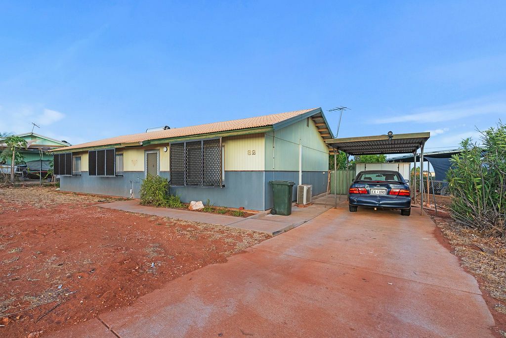 32 Fitzhardinge St, Exmouth WA 6707, Image 1